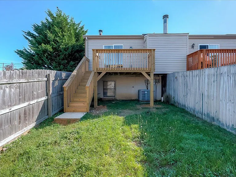 3580 Squires Woods Way — Photo 21