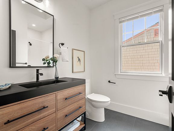 4th image of 59 Highland Rd #2