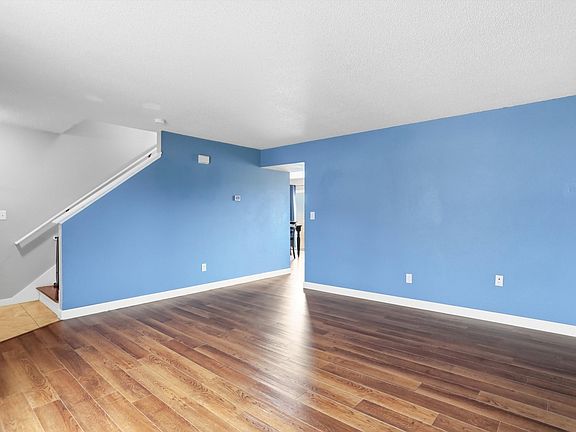 5th image of 2295 Lakecrest Dr