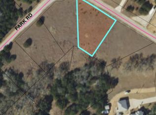 1 Park Cir, Bandera, TX 78003