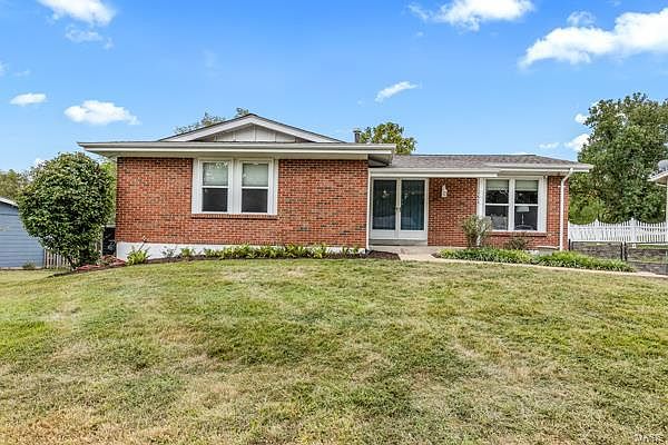 1st image of 742 Westglen Village Dr