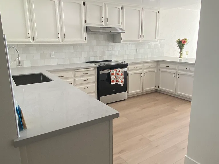 1330 Southwood Dr #2 — Photo 6