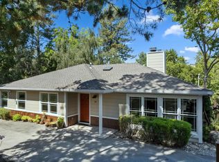 24 Altamount Dr, Orinda, CA 94563