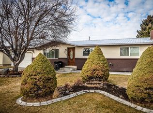 3815 E Geneva Dr, Ammon, ID 83406