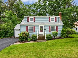 14 Macarthur Rd, Natick, MA 01760
