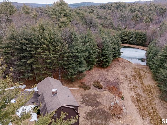 2nd image of 228 Ruby Road