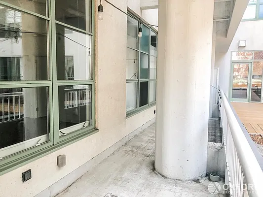 Rented by Oxford Property Group | media 25