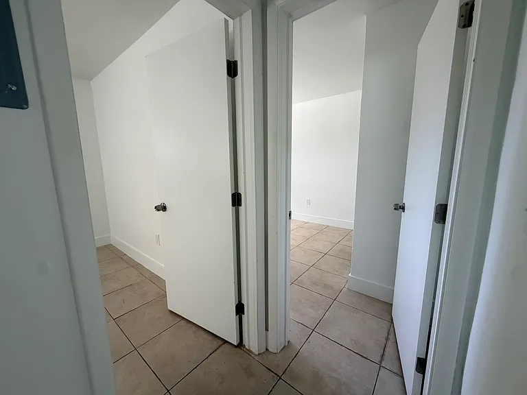 741 NW 60th St #3 — Photo 7