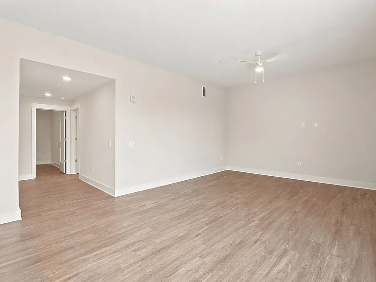Neel's Lofts — Photo 121