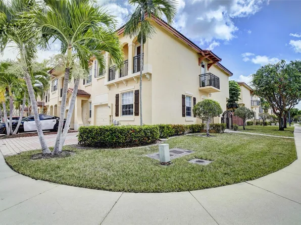 12840 SW 133rd Ter, Miami, FL 33186