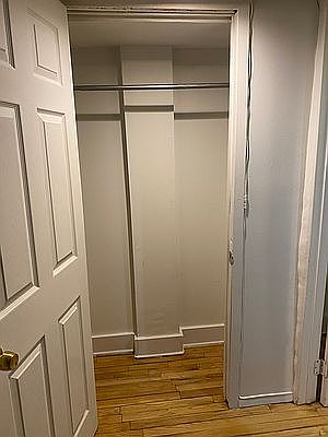 4th image of 308 E 93rd St APT B