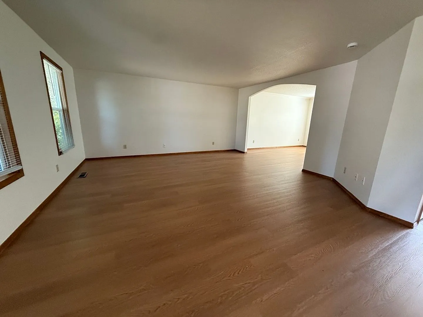 17040 SW Cambridge Drive ~ Newly Refreshed Home — Photo 2