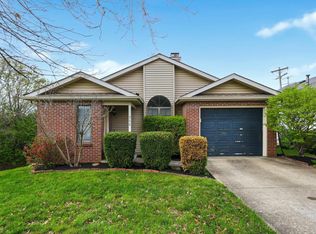 368 Pleasant Pointe Dr, Lexington, KY 40517