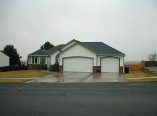 4404 Desert Dr, Pasco, WA