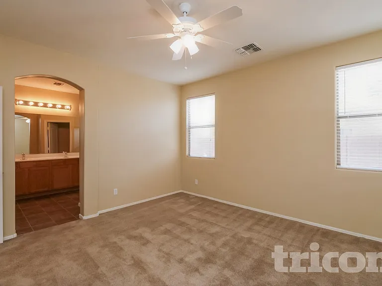 12519 W Estero Ln — Photo 7