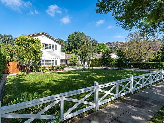 2nd image of 1535 Linda Vista Ave