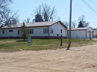 145 Harris St, Wessington, SD 57381