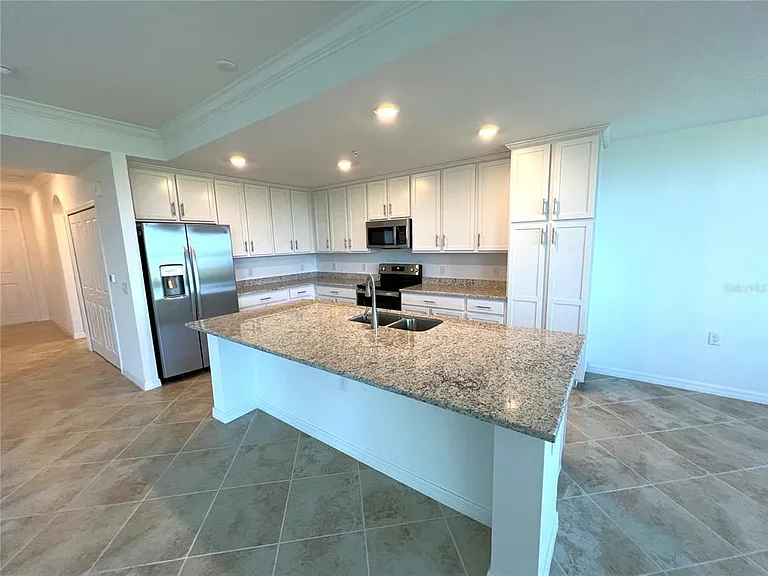 14041 Heritage Landing Blvd #637 — Photo 4