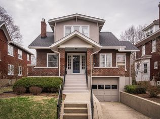 1890 Princeton Dr, Louisville, KY