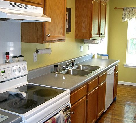 3/4" hardwood throughout