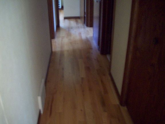 GLEAMING HARDWOOD