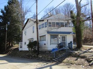 700-704 S Franklin St, Titusville, PA 16354