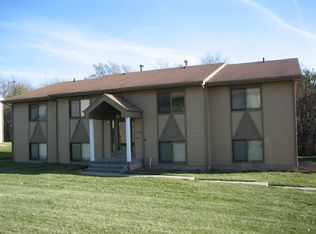 1521 Grandview Ave APT 2, Papillion, NE 68046