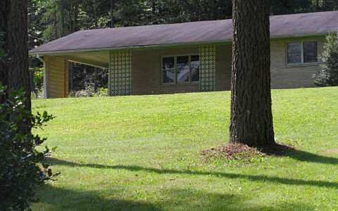 2nd image of 154 Pinecrest Dr