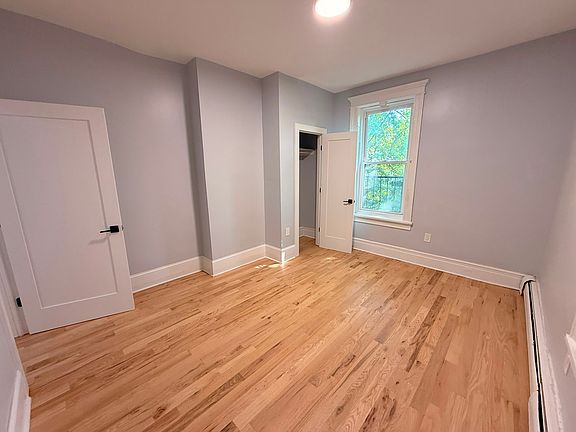 4th image of 81 Bostwick Ave #29E