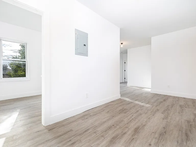 1260 Main St #204 — Photo 6