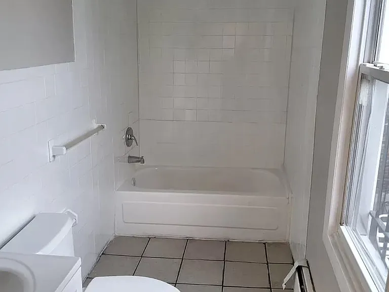 86 Wilson Pl #1 — Photo 5