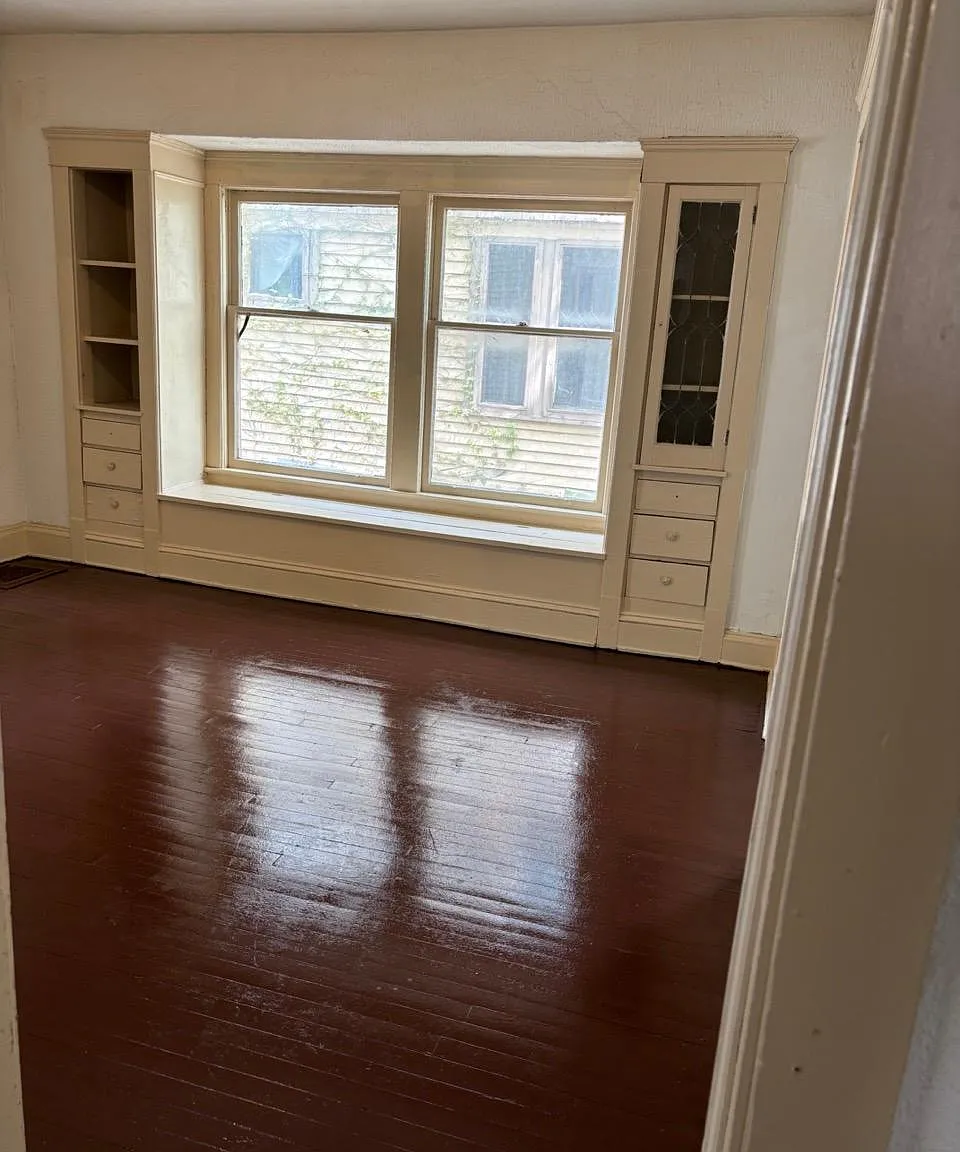 2 bed, 1200 sqft, $750 — Photo 3