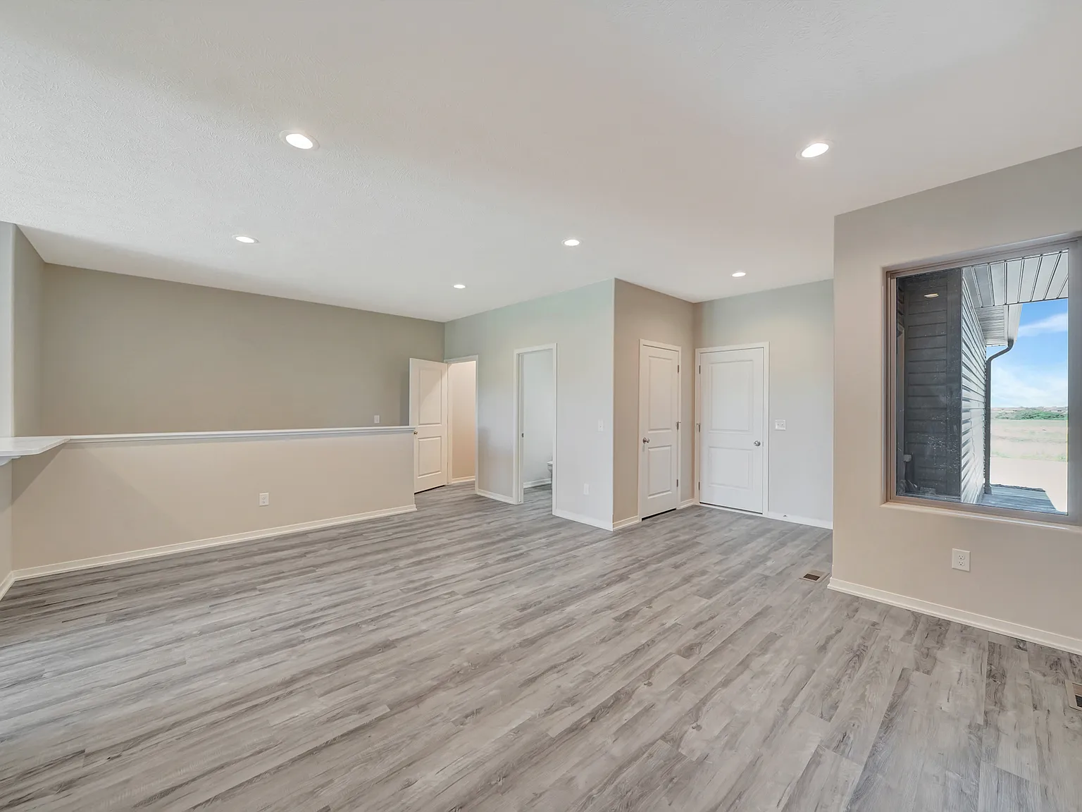 2 bed, 1757 sqft, $2,195 — Photo 3