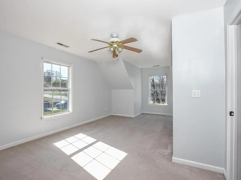 3908 Silver Chalice Dr — Photo 21