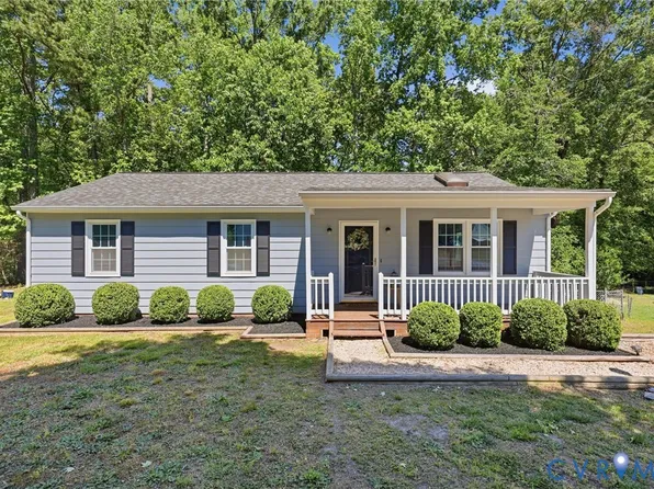 15707 Roland View Dr, Chester, VA 23831