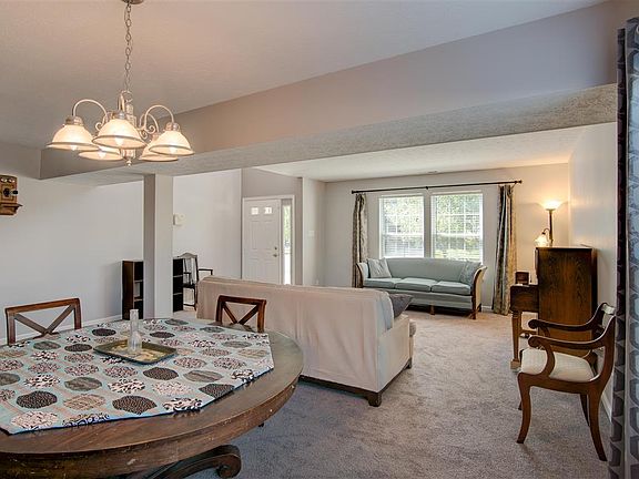 5th image of 8236 Long Walk Ct