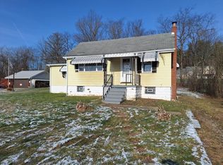 821 Hunker Lumber Rd, Hunker, PA 15639