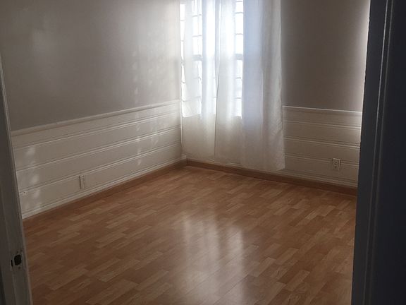 4th image of 1632 Torrance Blvd