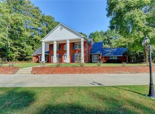 2461 Temple Johnson Rd, Snellville, GA 30078