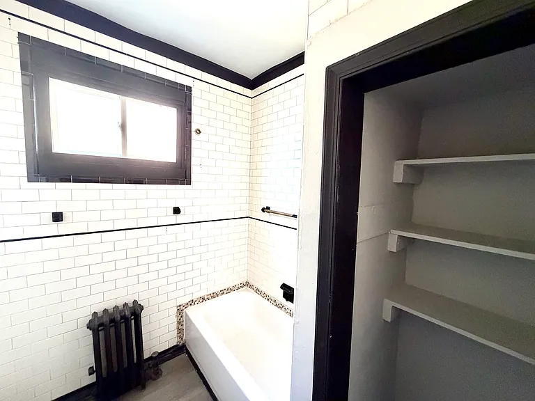 809 Brooks Ln #2 — Photo 11