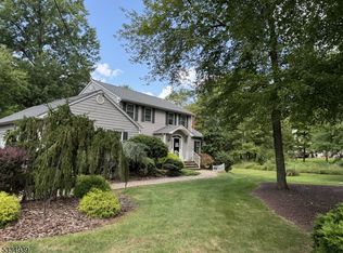 95 Prospect St, Bridgewater, NJ 08807
