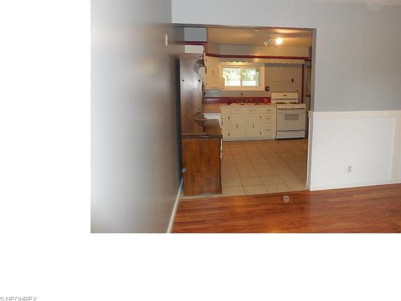 5th image of 4127 Woodmere Dr