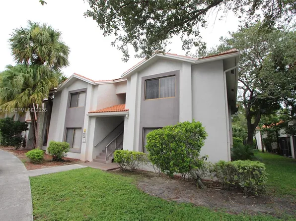 8418 Coral Lake Way, Pompano Beach, FL