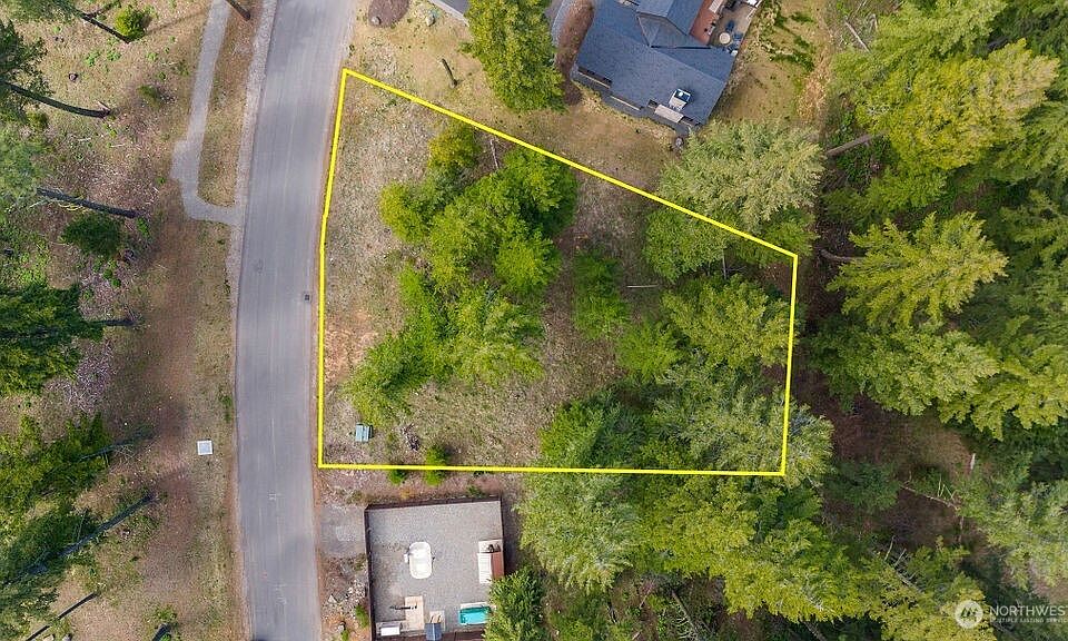 1st image of 14 Rainbow Court