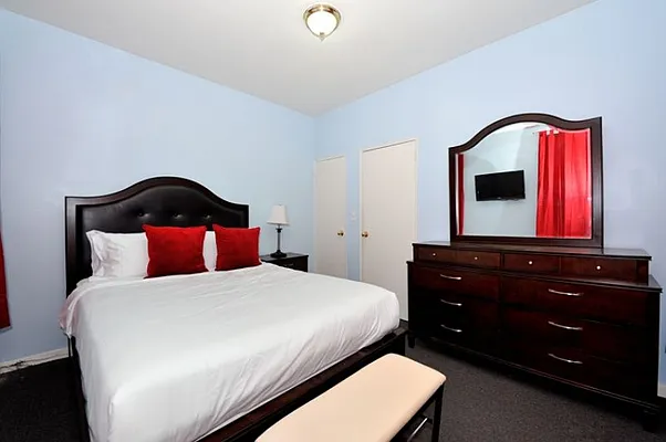 Rented by Keller Williams NYC | media 35