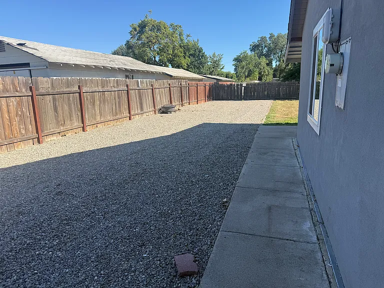 7666 Sutter Ave — Photo 16