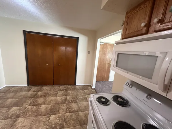 9-1216 W Jefferson St #9, Springfield, IL 62702