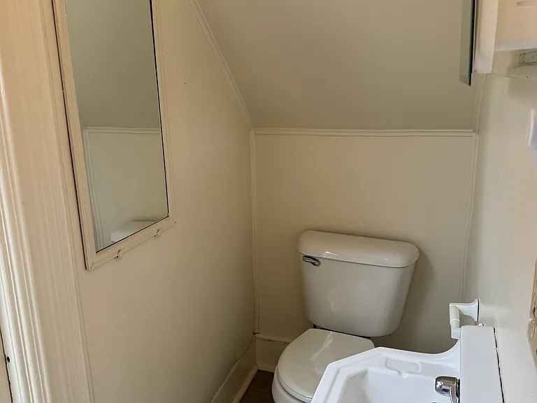 21 N Winooski Ave #D — Photo 9