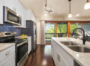 5501 Lakeside Dr, Lisle, IL 60532