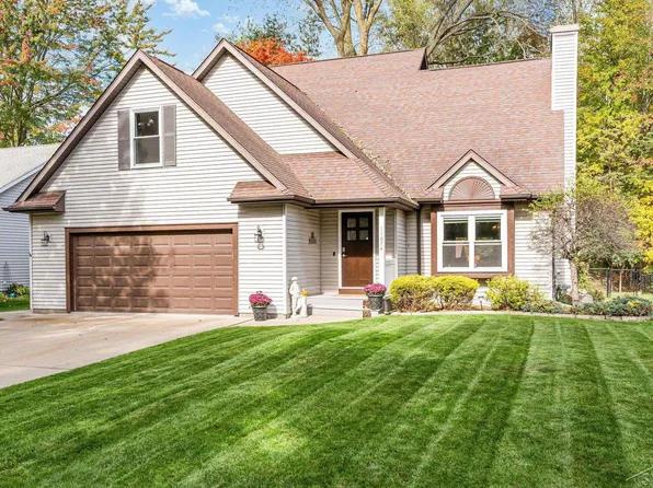 11674 Clubmoss Dr, Freeland, MI 48623